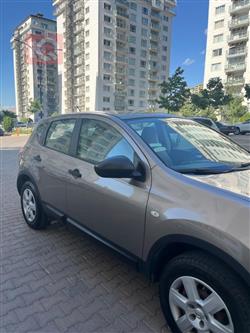 نیسان قەشقای